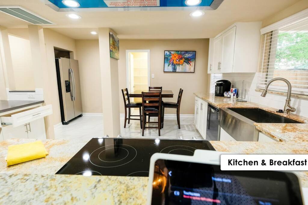 Stunning Family Home In North Houston!!! - Briar Creek Спринг Экстерьер фото